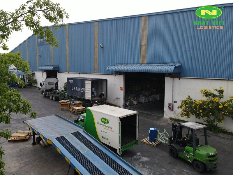 Dịch vụ thuê kho xuất nhập khẩu Nhatviet Logistics