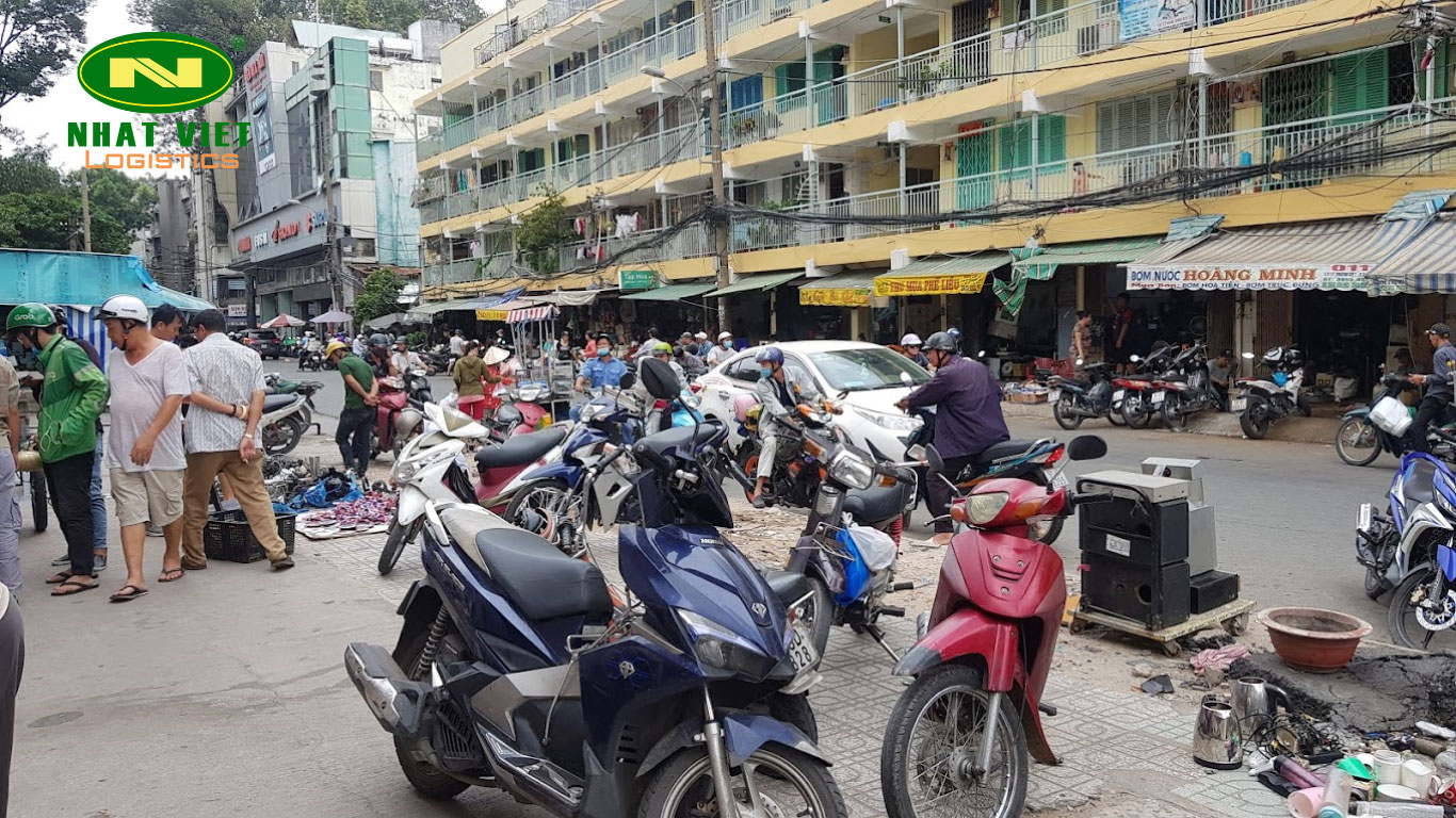 Hàng nhật bãi chợ nhật tảo