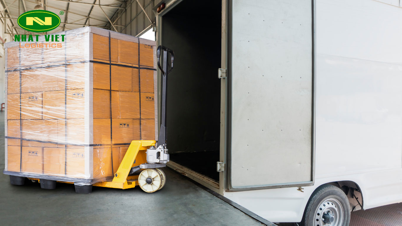 Cách xếp pallet vào container