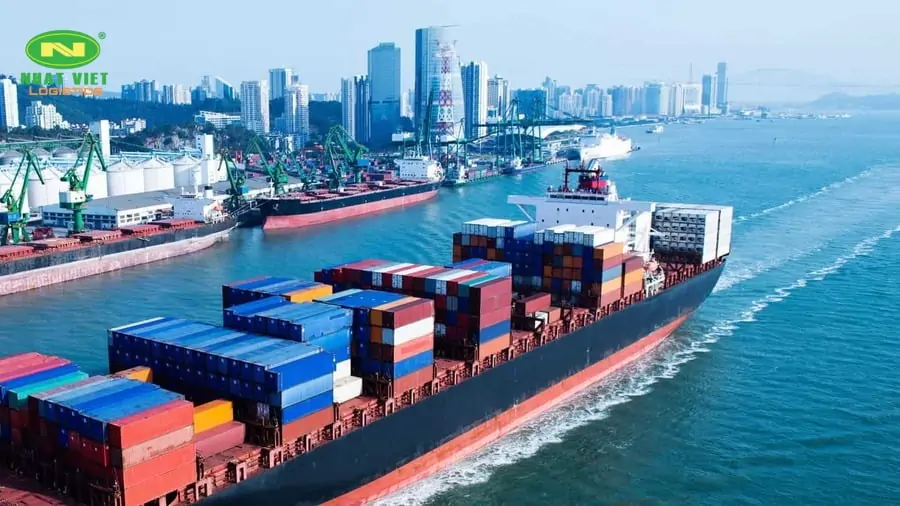 DDC LÀ PHÍ GÌ? CÁC LOẠI PHỤ PHÍ TRONG VẬN TẢI BIỂN 1 DDC là phí gì? Nó là khoản phí phát sinh tại cảng do người mua và người bán thỏa thuận.